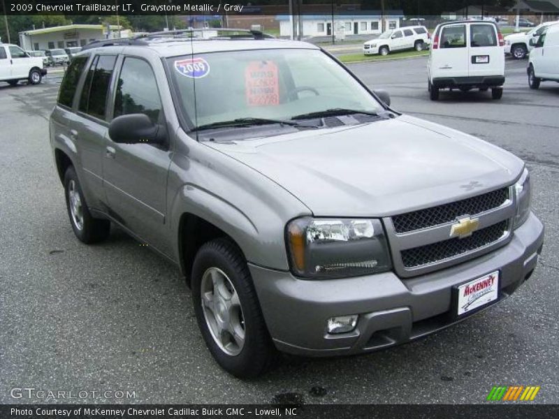 Graystone Metallic / Gray 2009 Chevrolet TrailBlazer LT