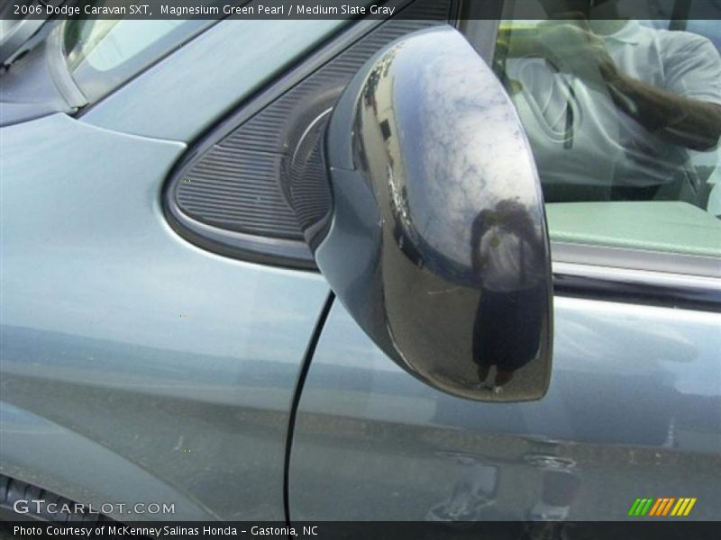 Magnesium Green Pearl / Medium Slate Gray 2006 Dodge Caravan SXT