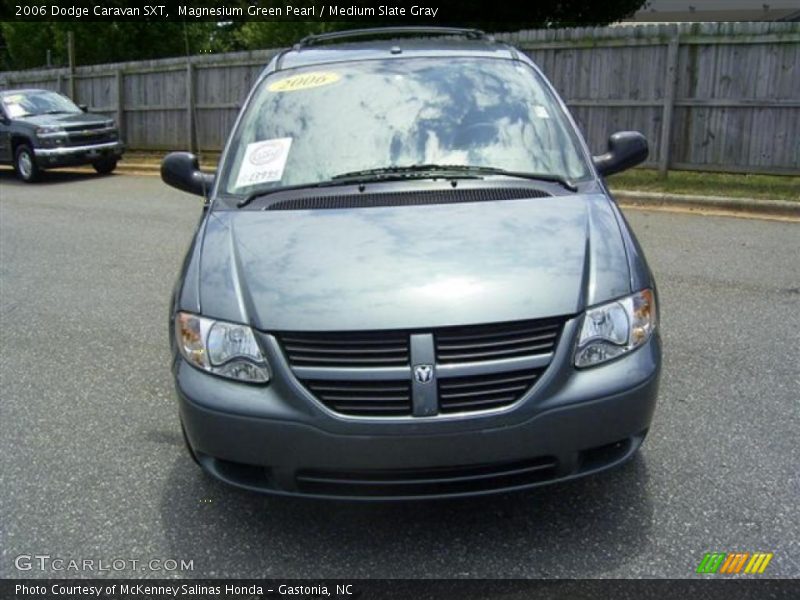 Magnesium Green Pearl / Medium Slate Gray 2006 Dodge Caravan SXT