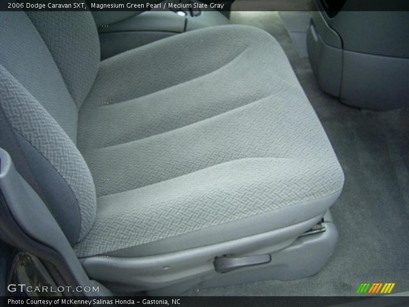 Magnesium Green Pearl / Medium Slate Gray 2006 Dodge Caravan SXT