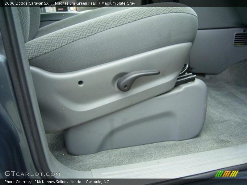 Magnesium Green Pearl / Medium Slate Gray 2006 Dodge Caravan SXT