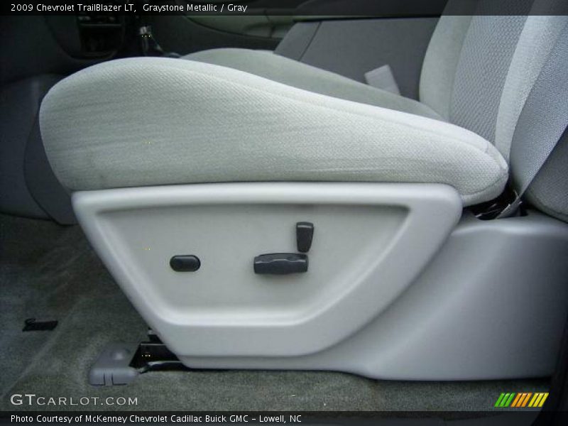Graystone Metallic / Gray 2009 Chevrolet TrailBlazer LT