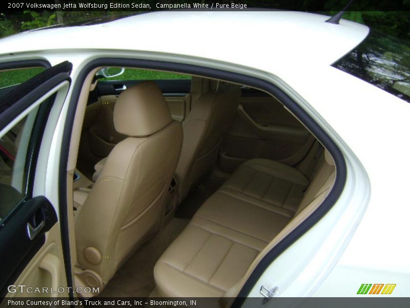 Campanella White / Pure Beige 2007 Volkswagen Jetta Wolfsburg Edition Sedan