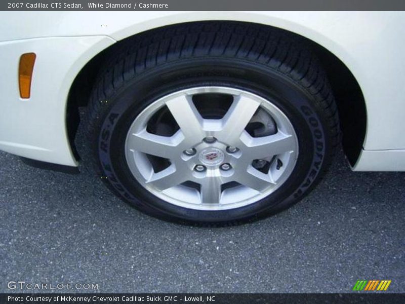 White Diamond / Cashmere 2007 Cadillac CTS Sedan