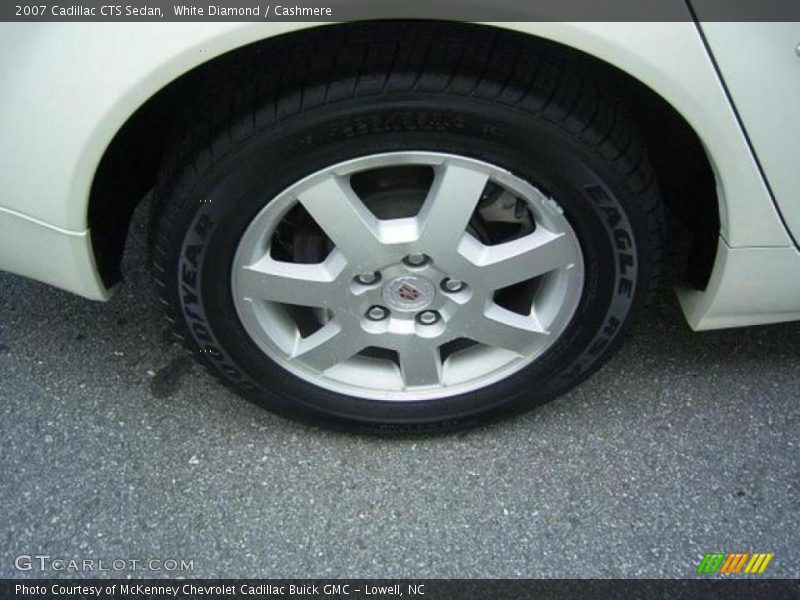 White Diamond / Cashmere 2007 Cadillac CTS Sedan