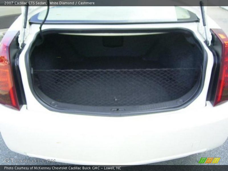 White Diamond / Cashmere 2007 Cadillac CTS Sedan