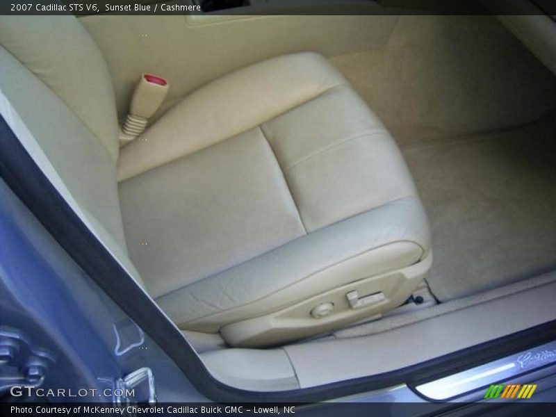 Sunset Blue / Cashmere 2007 Cadillac STS V6