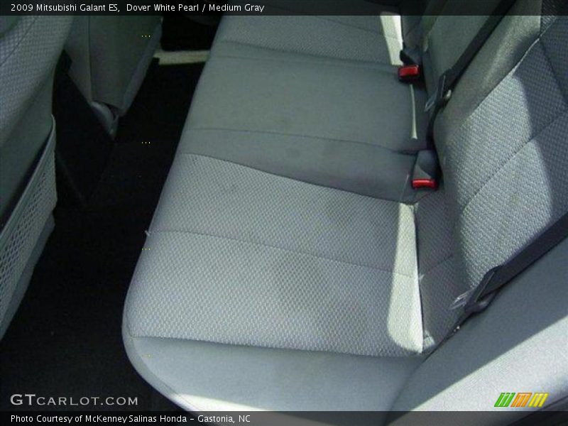 Dover White Pearl / Medium Gray 2009 Mitsubishi Galant ES