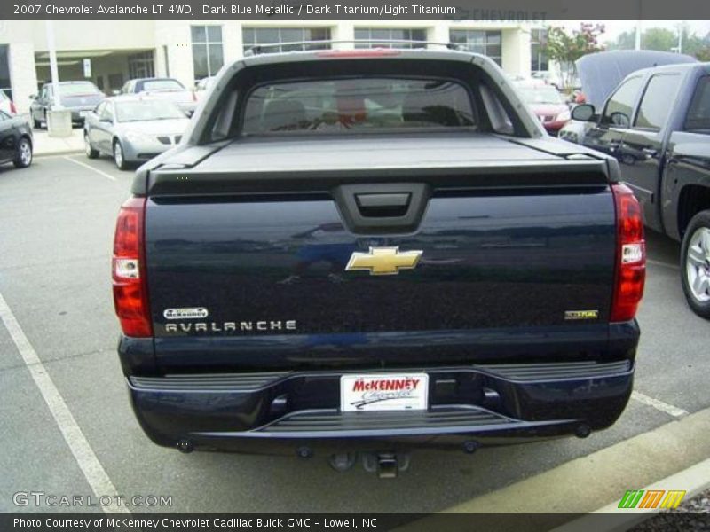 Dark Blue Metallic / Dark Titanium/Light Titanium 2007 Chevrolet Avalanche LT 4WD