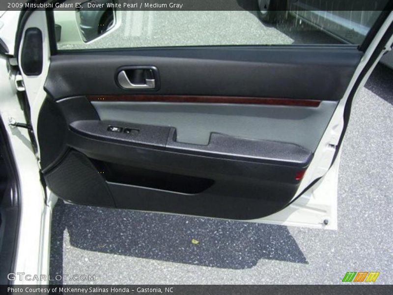 Dover White Pearl / Medium Gray 2009 Mitsubishi Galant ES