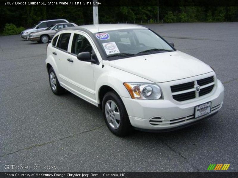 Stone White / Pastel Slate Gray 2007 Dodge Caliber SE