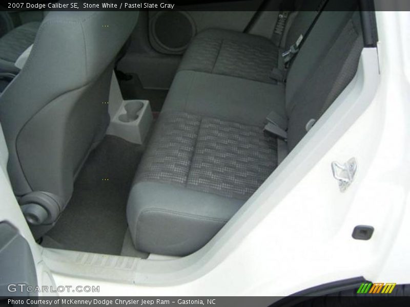 Stone White / Pastel Slate Gray 2007 Dodge Caliber SE