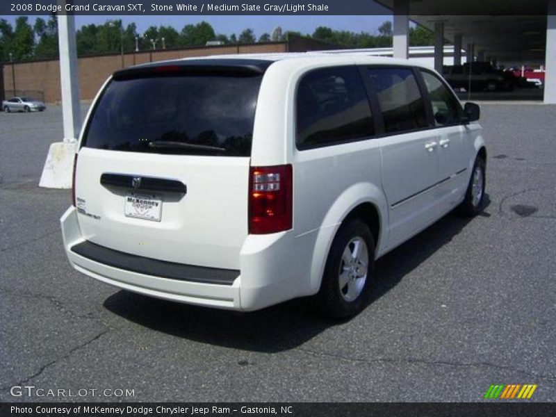 Stone White / Medium Slate Gray/Light Shale 2008 Dodge Grand Caravan SXT