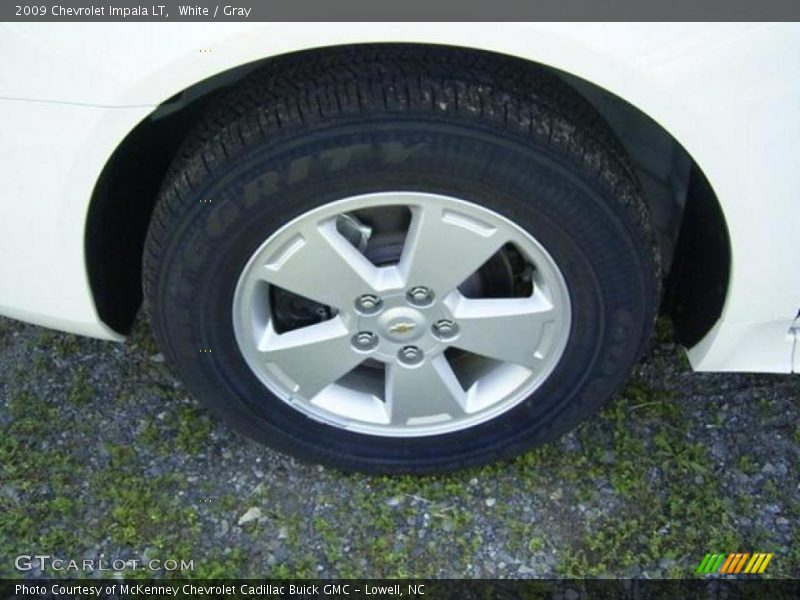 White / Gray 2009 Chevrolet Impala LT