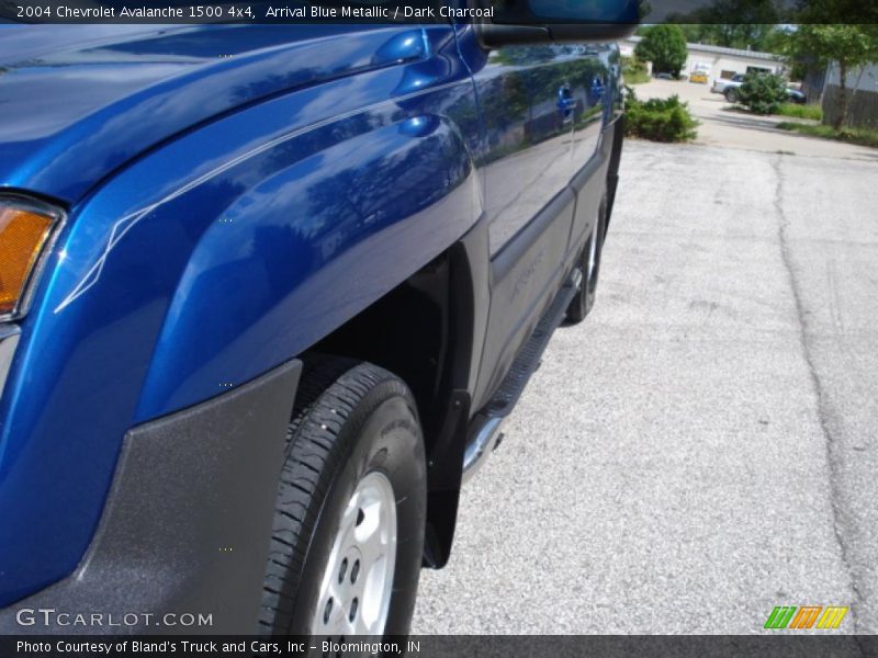 Arrival Blue Metallic / Dark Charcoal 2004 Chevrolet Avalanche 1500 4x4