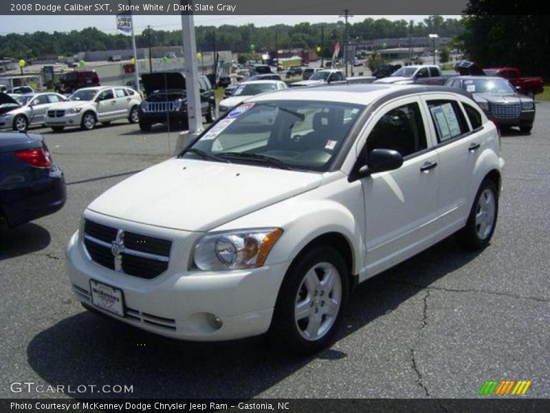 Stone White / Dark Slate Gray 2008 Dodge Caliber SXT