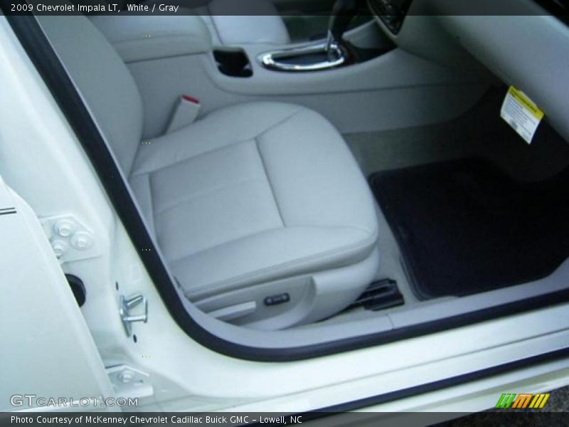 White / Gray 2009 Chevrolet Impala LT