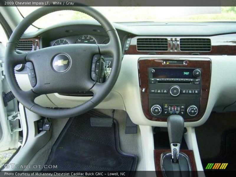 White / Gray 2009 Chevrolet Impala LT