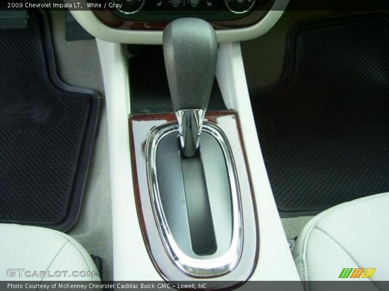 White / Gray 2009 Chevrolet Impala LT