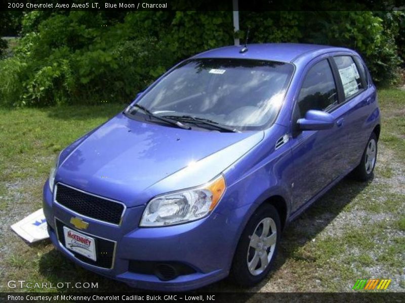 Blue Moon / Charcoal 2009 Chevrolet Aveo Aveo5 LT