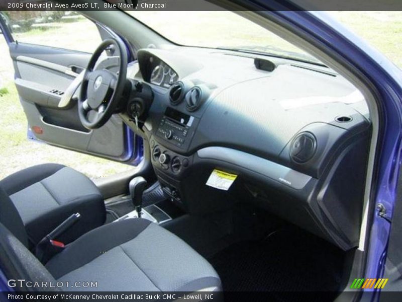 Blue Moon / Charcoal 2009 Chevrolet Aveo Aveo5 LT