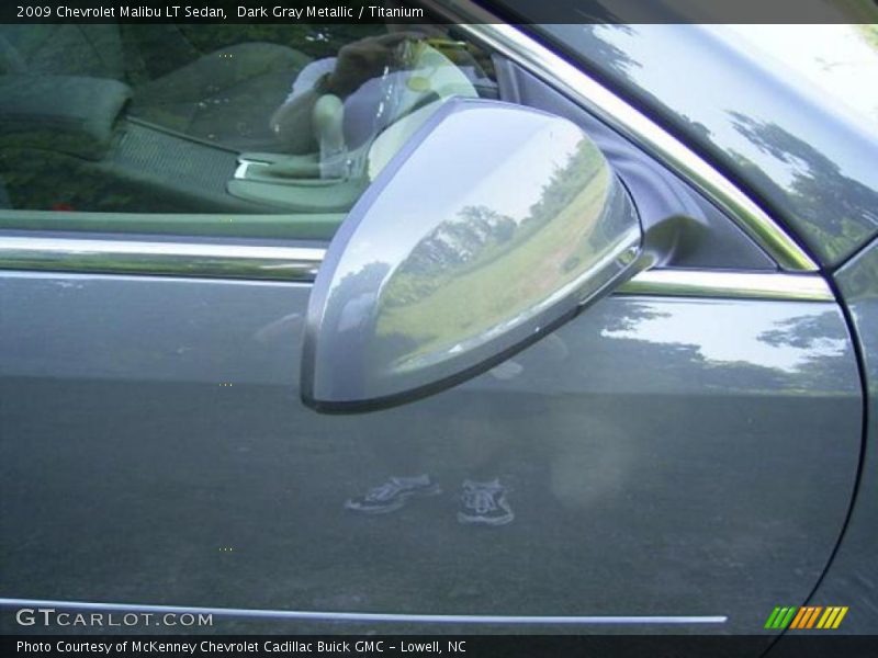 Dark Gray Metallic / Titanium 2009 Chevrolet Malibu LT Sedan