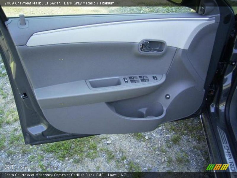 Dark Gray Metallic / Titanium 2009 Chevrolet Malibu LT Sedan