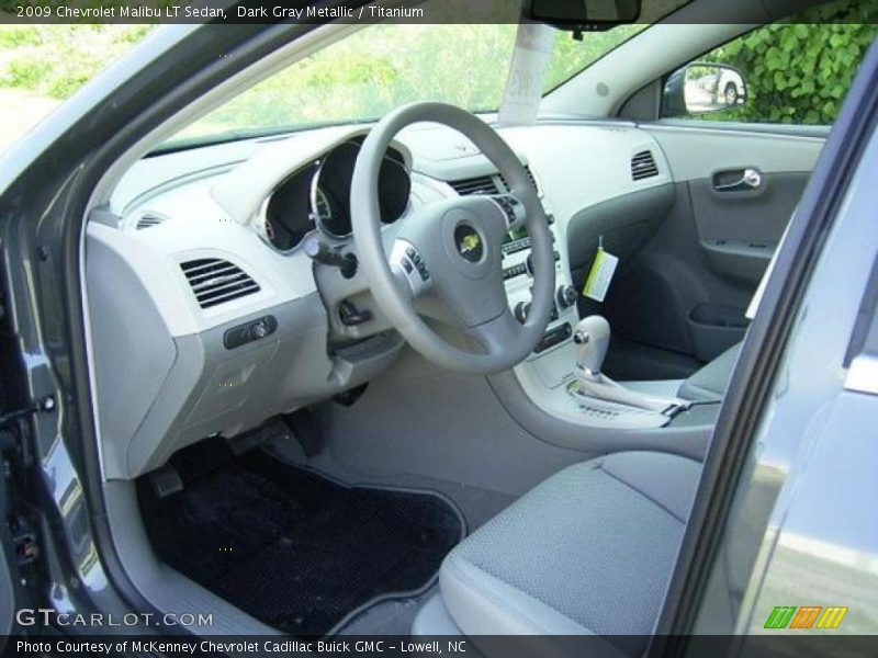 Dark Gray Metallic / Titanium 2009 Chevrolet Malibu LT Sedan