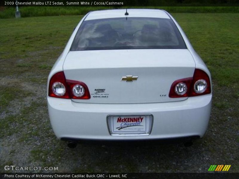 Summit White / Cocoa/Cashmere 2009 Chevrolet Malibu LTZ Sedan