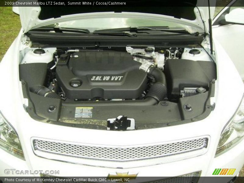 Summit White / Cocoa/Cashmere 2009 Chevrolet Malibu LTZ Sedan
