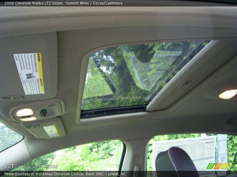 Summit White / Cocoa/Cashmere 2009 Chevrolet Malibu LTZ Sedan