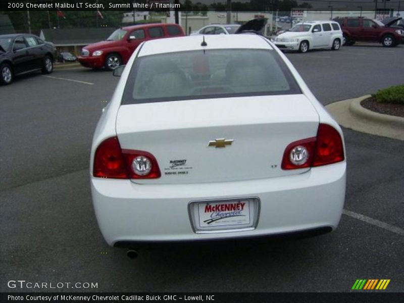 Summit White / Titanium 2009 Chevrolet Malibu LT Sedan