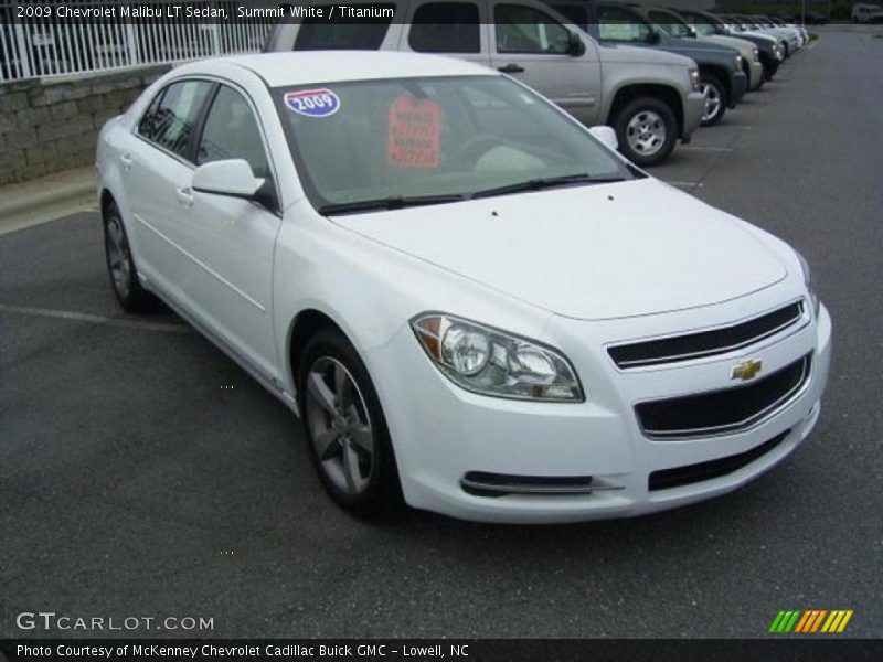 Summit White / Titanium 2009 Chevrolet Malibu LT Sedan