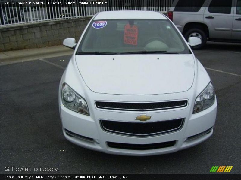 Summit White / Titanium 2009 Chevrolet Malibu LT Sedan
