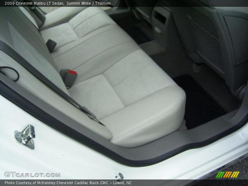 Summit White / Titanium 2009 Chevrolet Malibu LT Sedan