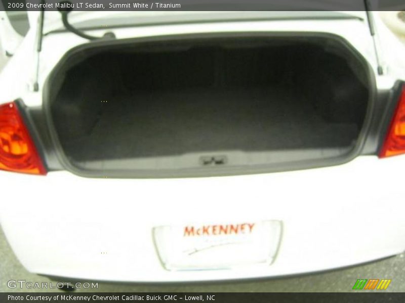Summit White / Titanium 2009 Chevrolet Malibu LT Sedan