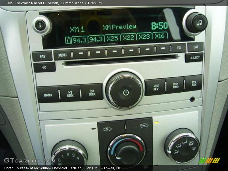 Summit White / Titanium 2009 Chevrolet Malibu LT Sedan