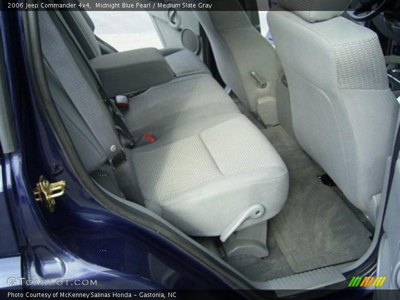Midnight Blue Pearl / Medium Slate Gray 2006 Jeep Commander 4x4