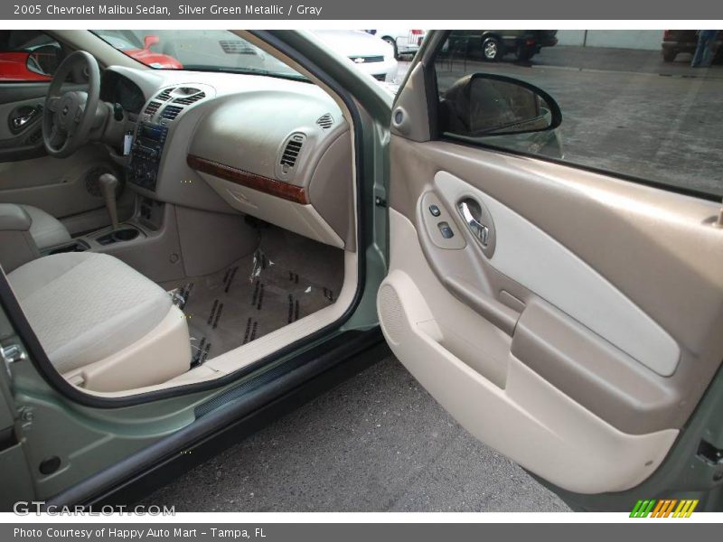 Silver Green Metallic / Gray 2005 Chevrolet Malibu Sedan