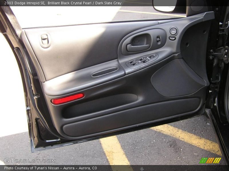 Brilliant Black Crystal Pearl / Dark Slate Gray 2003 Dodge Intrepid SE
