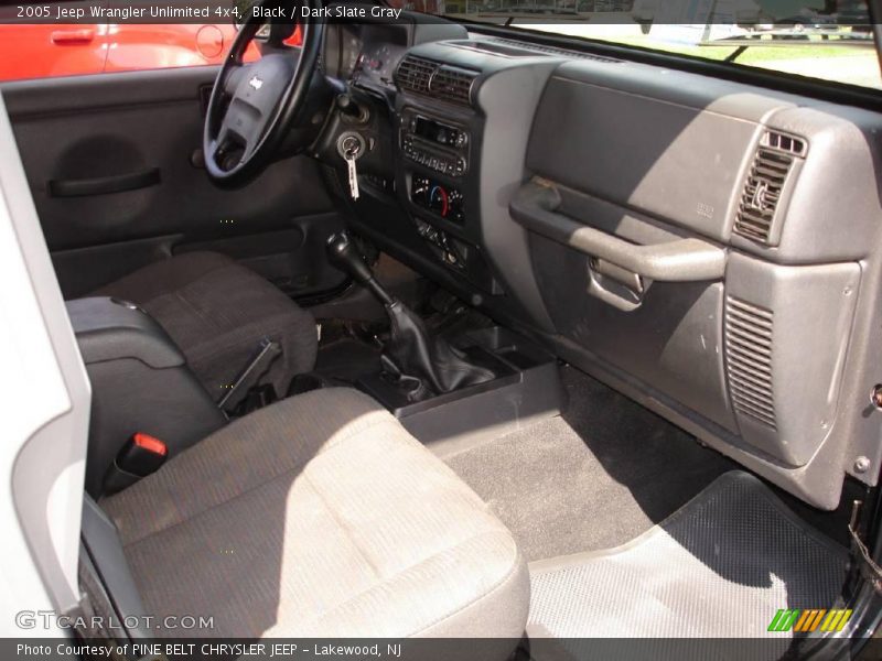 Black / Dark Slate Gray 2005 Jeep Wrangler Unlimited 4x4