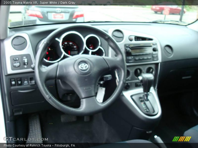 Super White / Dark Gray 2005 Toyota Matrix XR