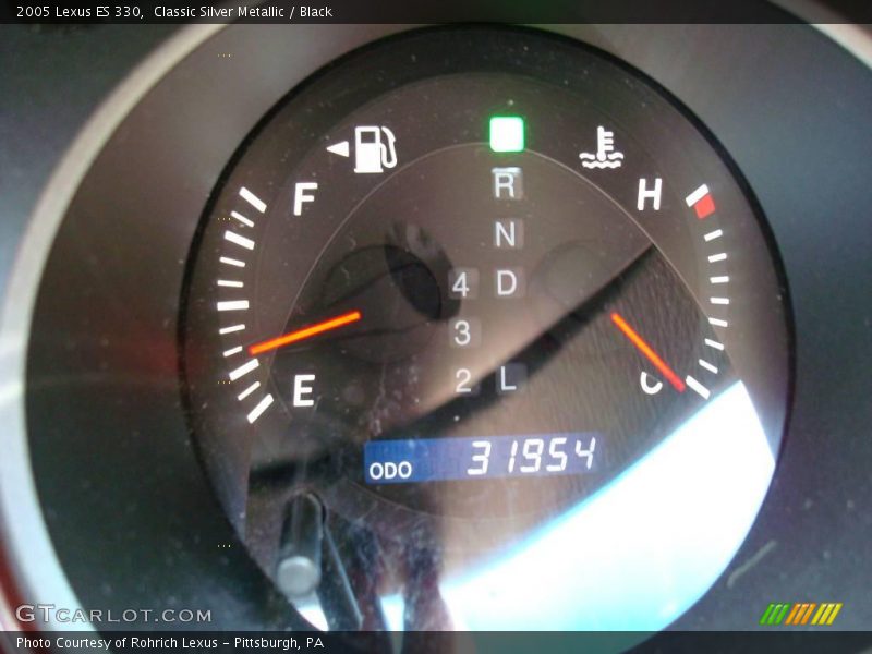 Classic Silver Metallic / Black 2005 Lexus ES 330