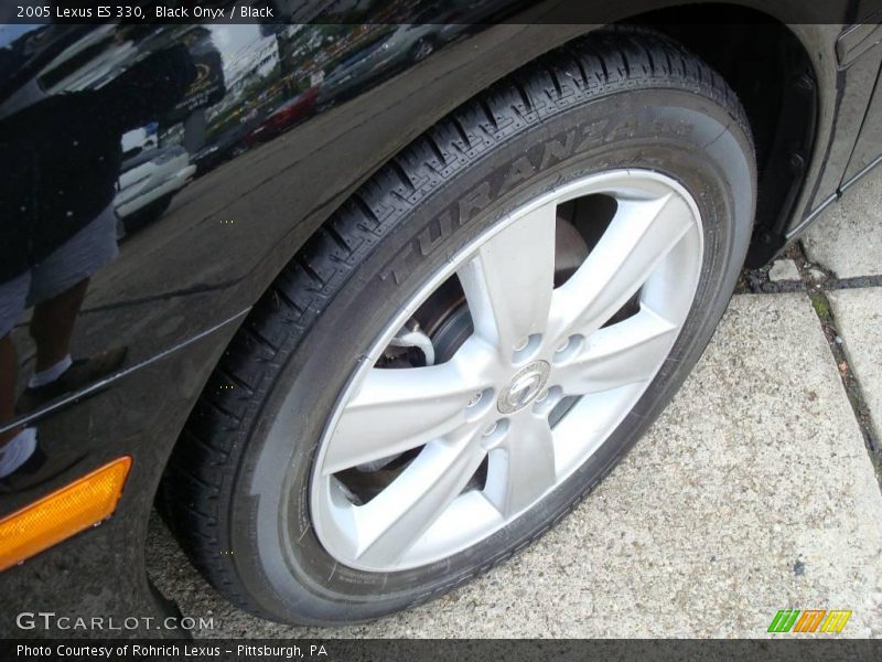 Black Onyx / Black 2005 Lexus ES 330
