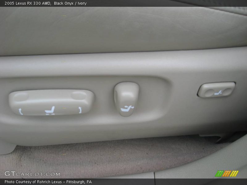 Black Onyx / Ivory 2005 Lexus RX 330 AWD