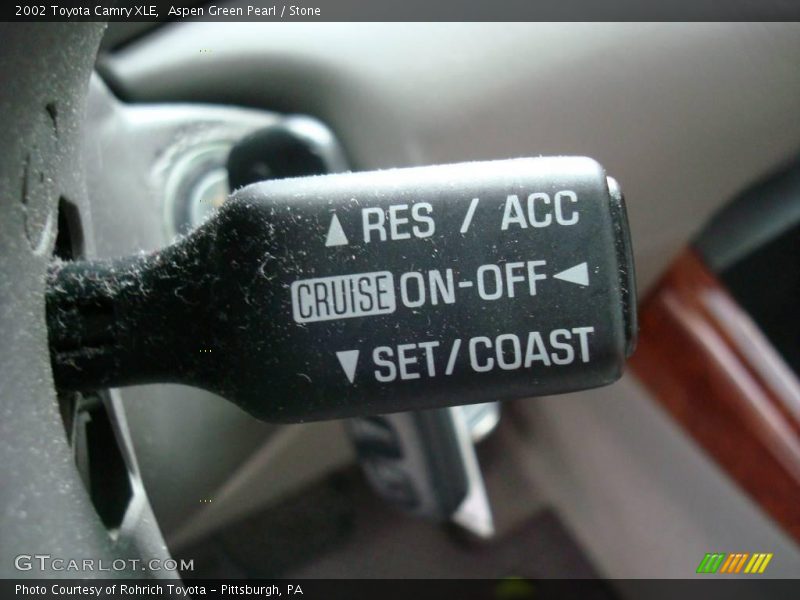 Aspen Green Pearl / Stone 2002 Toyota Camry XLE