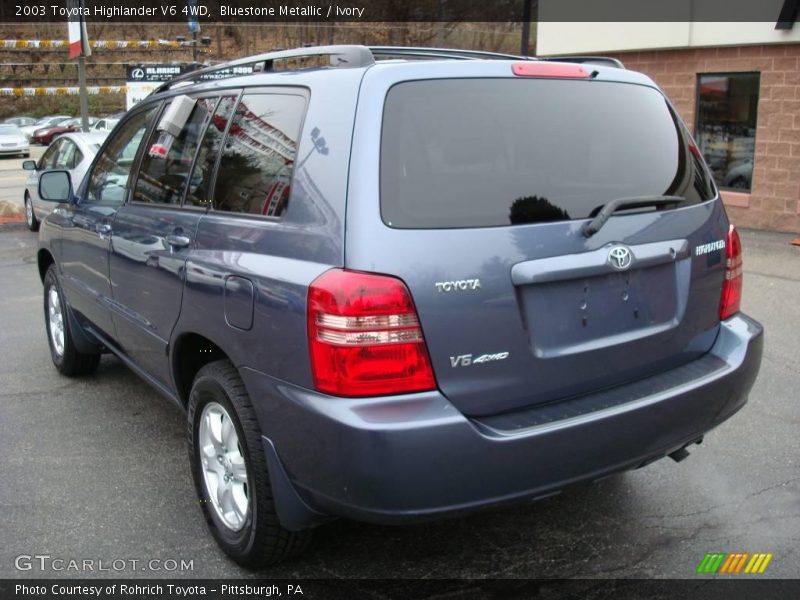Bluestone Metallic / Ivory 2003 Toyota Highlander V6 4WD
