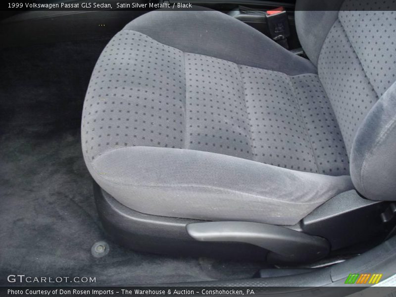 Satin Silver Metallic / Black 1999 Volkswagen Passat GLS Sedan