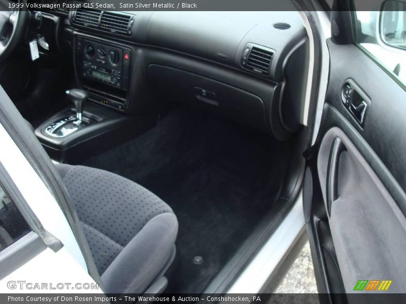 Satin Silver Metallic / Black 1999 Volkswagen Passat GLS Sedan