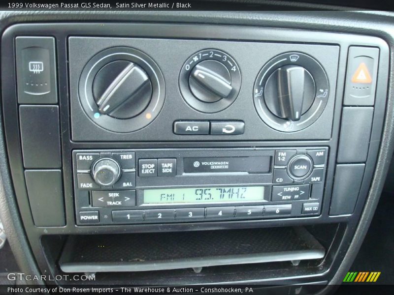 Satin Silver Metallic / Black 1999 Volkswagen Passat GLS Sedan